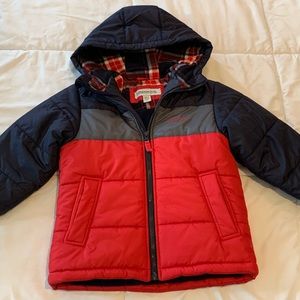 London Fog Boys Navy / Red Puffy Jacket. Size M 5/6